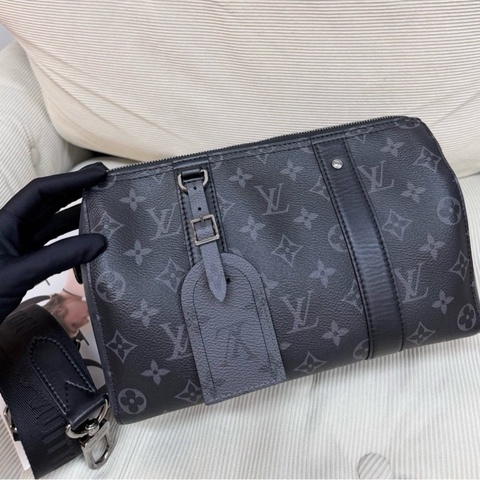 LV  City keepall27黑武士老花手提單肩包，芯片款