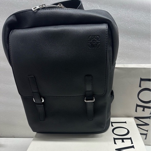 Loewe 羅意威 黑銀雙肩包