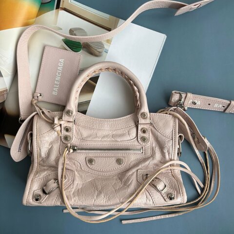 ::Balenciaga:: Classic City 淡粉色迷你油蠟皮機車包