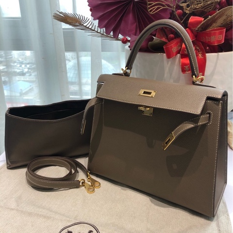 99新 愛馬仕kelly25 大象灰D刻 金扣 沒有鎖具。