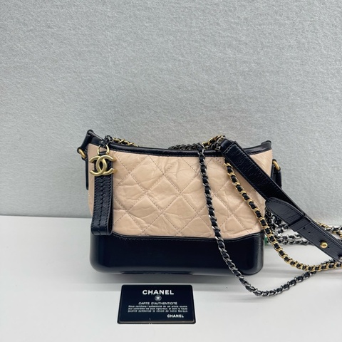 Chanel 流浪 奶茶色拼黑色小號有數字身份保卡