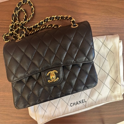 CHANEL 經典口蓋包 CF23 - 粒面牛皮黑金