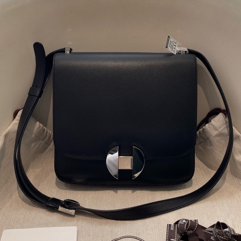 Hermes/愛馬仕女包2002 20系列D刻 黑色牛皮單肩斜挎女包，尺寸20×19