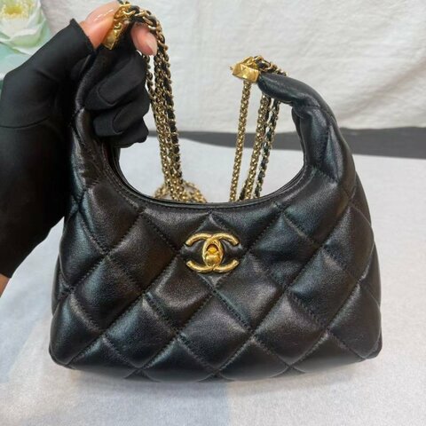 CHANEL/香奈兒 黑金羊皮流蘇鏈條Hobo單肩包斜挎包