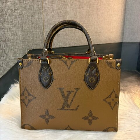 LV on the go PM 小款 晶片款