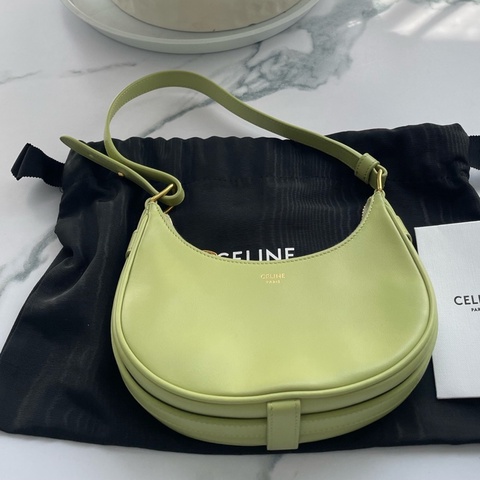 CELINE賽琳 AVA 肩帶可調節 光滑牛皮革 腋下包手提單肩包 迷你 女款 牛油果綠