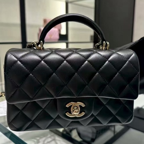 香奈兒黑金Coco handle cf mini 20cm 芯片款 全新全配🈶購證