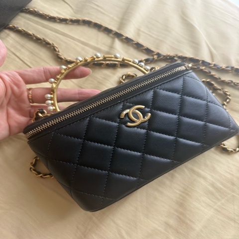 Chanel香奈兒黑金羊皮 珍珠手柄鏈條包 2023年台灣專櫃購入