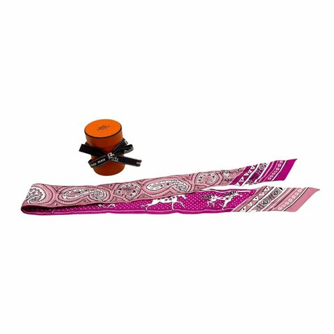 【美收精品】Hermès 桃紅色腰果花絲巾 C-958【隔月月中將轉賣至日本 上架期限30天】