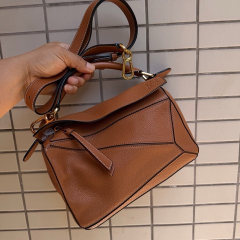 Loewe羅意威Puzzle幾何包小號，經典焦糖色 98新