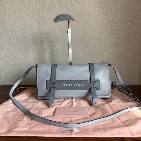 miumiu郵差斜挎包單肩包大象灰拼色拼皮全皮