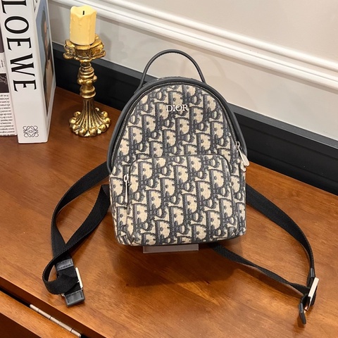 DIOR  老花刺繡小書包 MINI