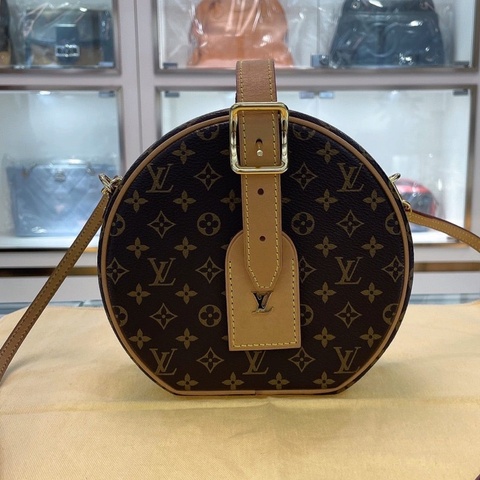Louis Vuitton LV路易威登经典秀款Petite Boite Chapeau系列老花硬饼，老花圆饼手提单肩斜挎包M43514，芯片款尺寸17*7.5*16