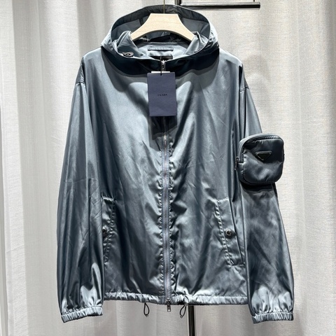 Prada普拉達  M碼 琺瑯金屬三角標 jacket 衝鋒衣外套
