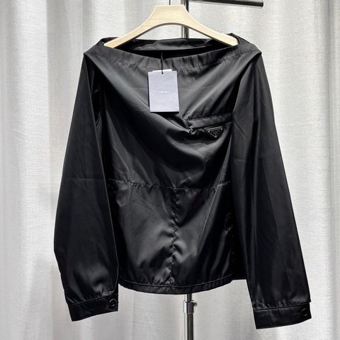 Prada 普拉達 一字領夾克jacket 48碼 琺瑯金屬三角標 黑色