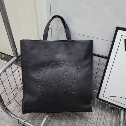 【超罕見包型😍又酷又帥✨】Gucci/古馳 黑色全皮虎頭手提包托特包
