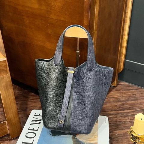 HERMES Y刻 午夜深藍拚色 PICOTIN 18 菜籃包