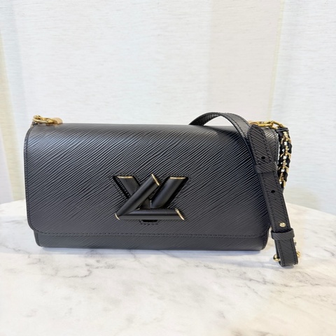 LV 黑Epi twist MM斜背包