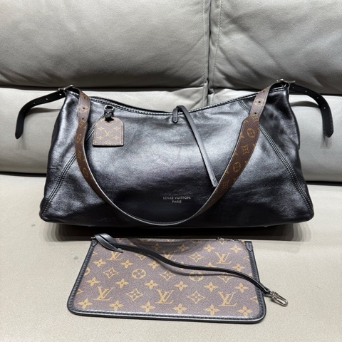 Louis Vuitton路易威登 carryall黑武士中號