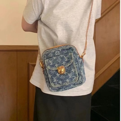 【男女同款👫🏻絕版收藏美品✨】LV 元寶中古牛仔單肩包 斜挎包腋下包
