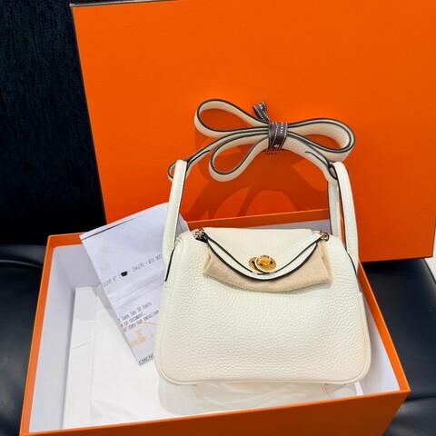 超級完美♥️Hermes mini lindy 新奶油白金扣