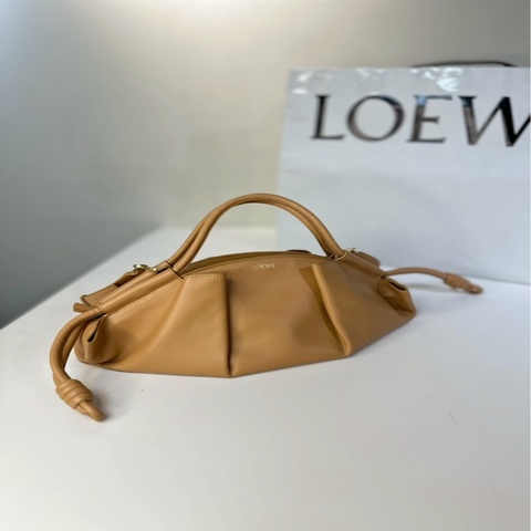 Loewe｜Paseo