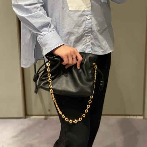 ✨Loewe羅意威｜Mini Flamenco 甜甜圈鏈條黑金福袋包｜99新