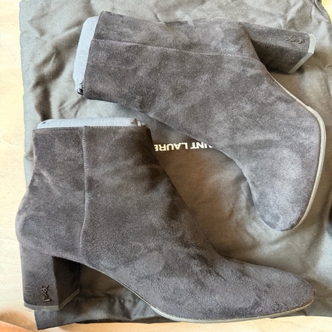 YSL 聖羅蘭絨面 短靴跟鞋 36 碼