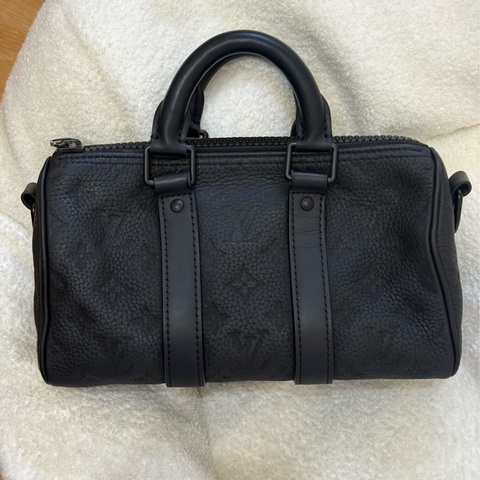 （保留中）Lv keepall 25 黑壓紋 ✨最新晶片款