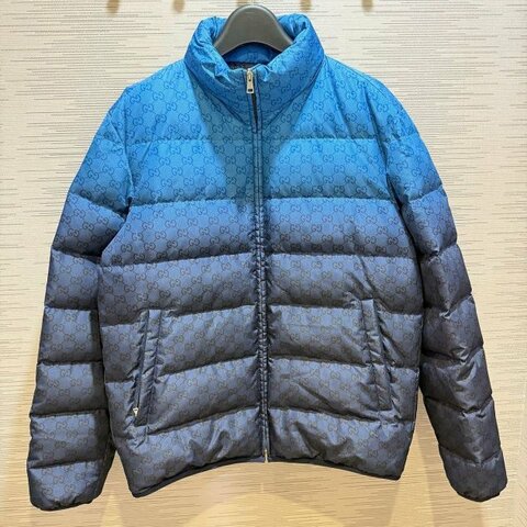 💎Han's house精品服飾💎GUCCI Altitude 漸層 滿版 羽絨外套 現貨48 原價 115000