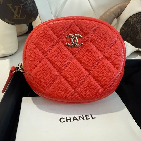 CHANEL 牛皮雙C橢圓零錢包 紅