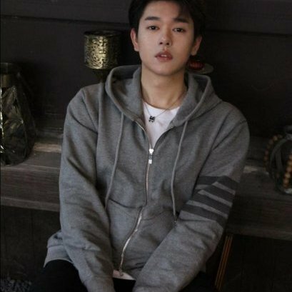 💎Han's house精品服飾💎Thom Browne TB 衛衣 連帽外套 日本製 現貨 M原價38800