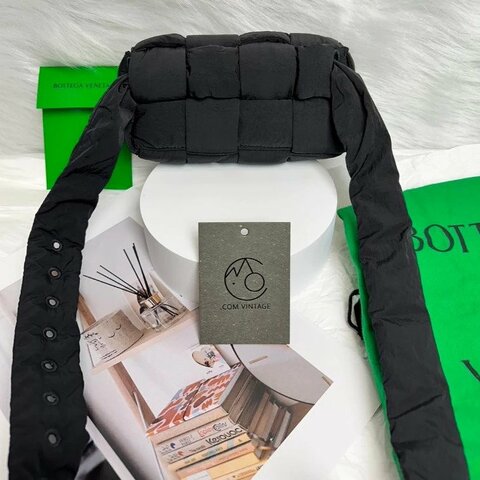 Bottega Veneta BV 黑色尼龍 Cassette 八格胸包 腰包 現貨 二手精品