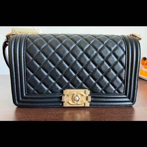 【全新】Chanel le boy Medium 中號黑金牛