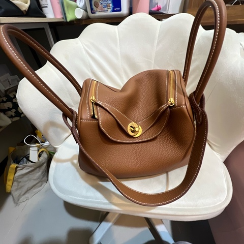 Hermès Lindy 26 金棕金扣