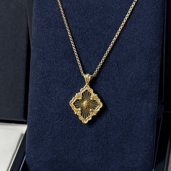 斷貨王 綠色布契拉提 布契拉提 Buccellati OPERATULLE吊墜 尺寸22.7x20.4mm