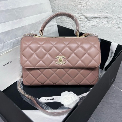 Chanel香奈兒 Trendy CC豆沙粉金扣大號手提包  24開尺寸：30*19*10