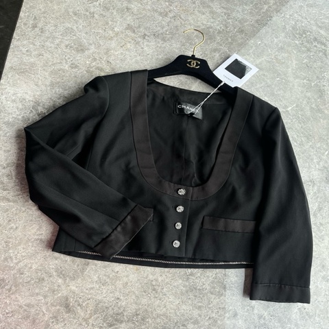 Chanel 22A黑色U领西装外套fr36