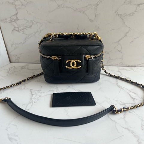 Chanel香奈兒22S黑金盒子包芯片款