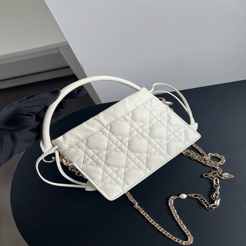 DIOR/迪奧抽繩小福袋