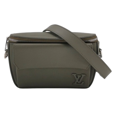 Louis Vuitton 路易威登 LV Pilot綠色牛皮LV標識拉鍊斜挎包