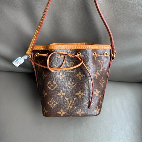 路易威登/Louis Vuitton  水桶斜挎包