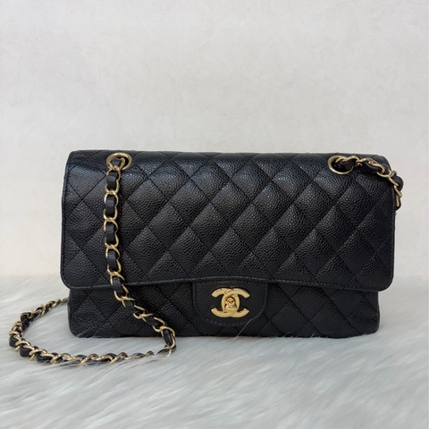 CHANEL A01112 黑羊皮金扣CF 25｜肩背包 斜背包 斜挎包 側背包