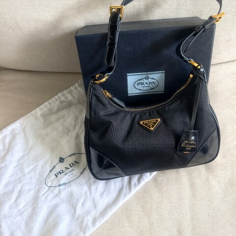 Prada 尼龍 hobo包 腋下包