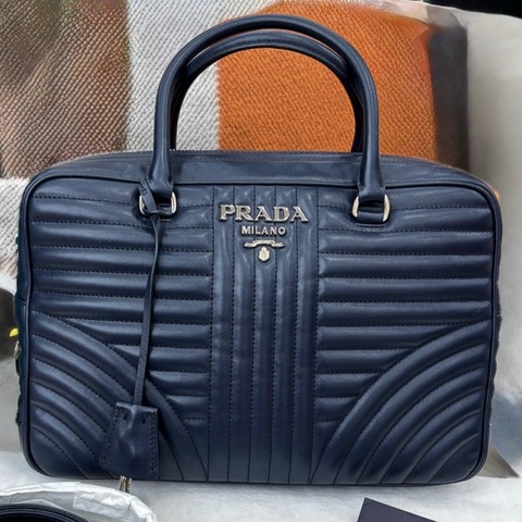 Prada 普拉達 深藍色Diagram全皮手提單肩包