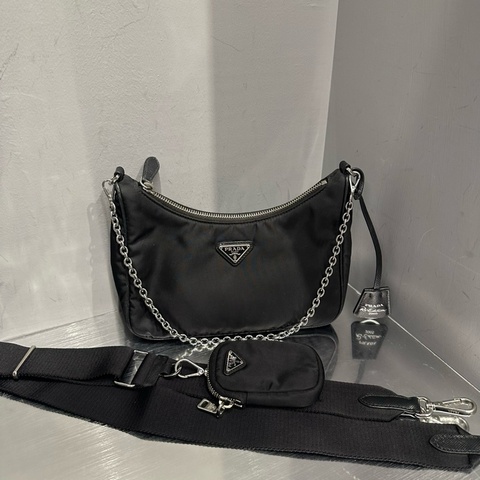 Prada Hobo Re-edition 2005 三合一｜Classic Trend CT精品｜台北東區實體