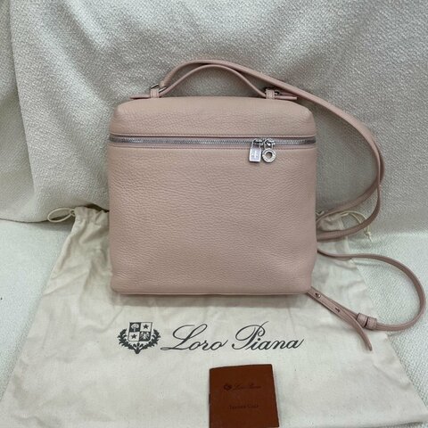 羅意威 Loro Piana L23.5 Extra Pocket 背包 淺粉色 小牛皮 銀扣