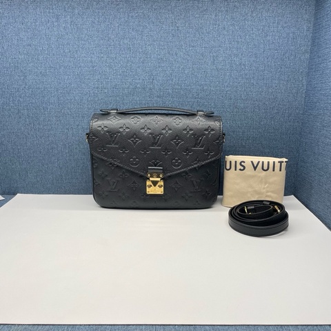Louis Vuitton路易威登 全皮郵差單肩斜挎包