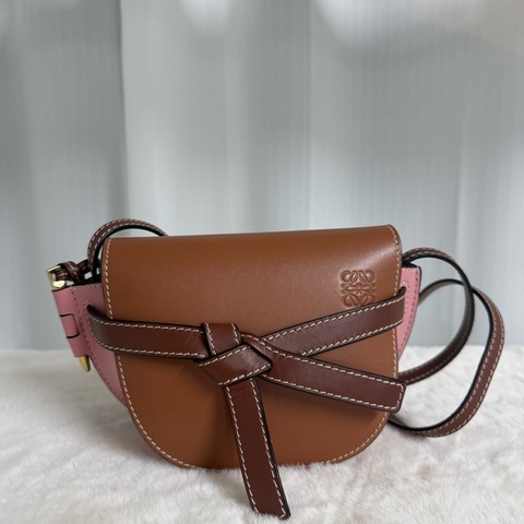 羅意威/Loewe  經典焦糖色拼粉色mini gate 尺寸約19cm