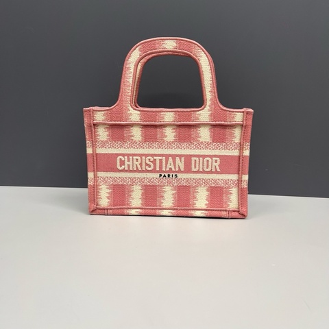 Dior迪奧 粉色刺繡迷你Book Tote托特包 97新
